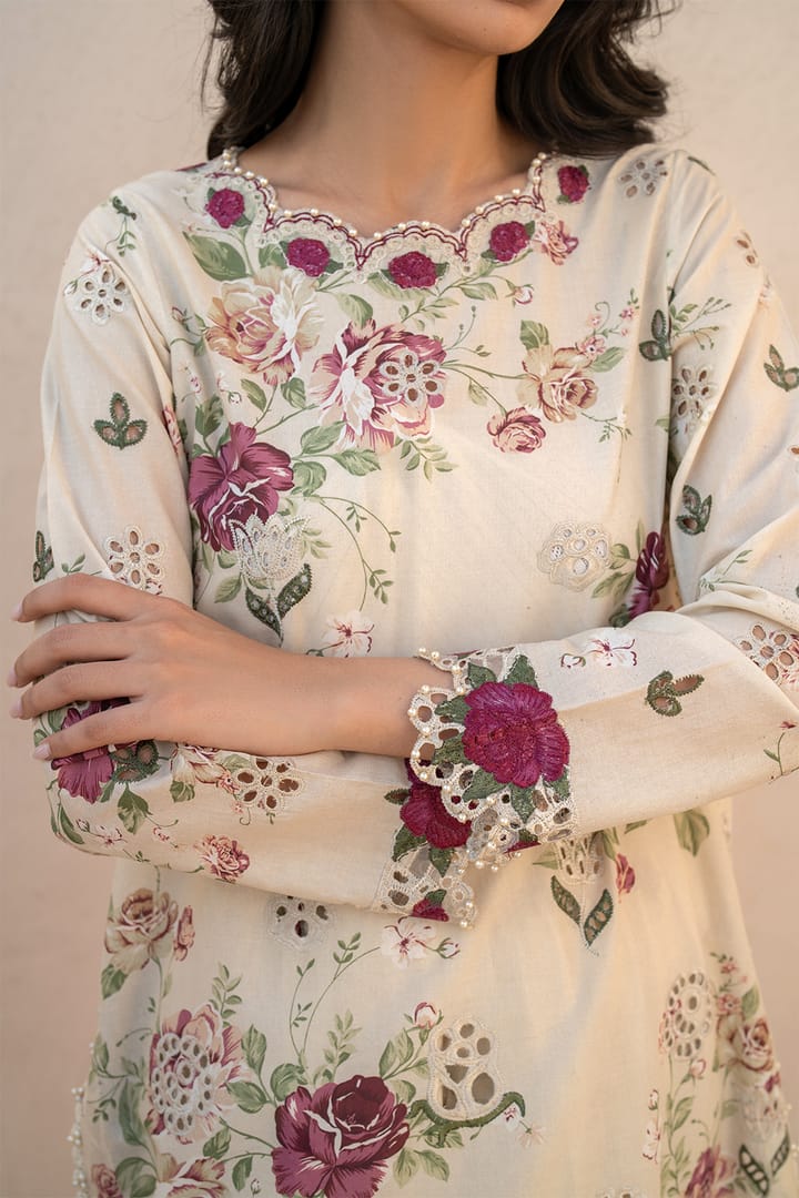 Royal Bloom – A Statement of Digital Elegance