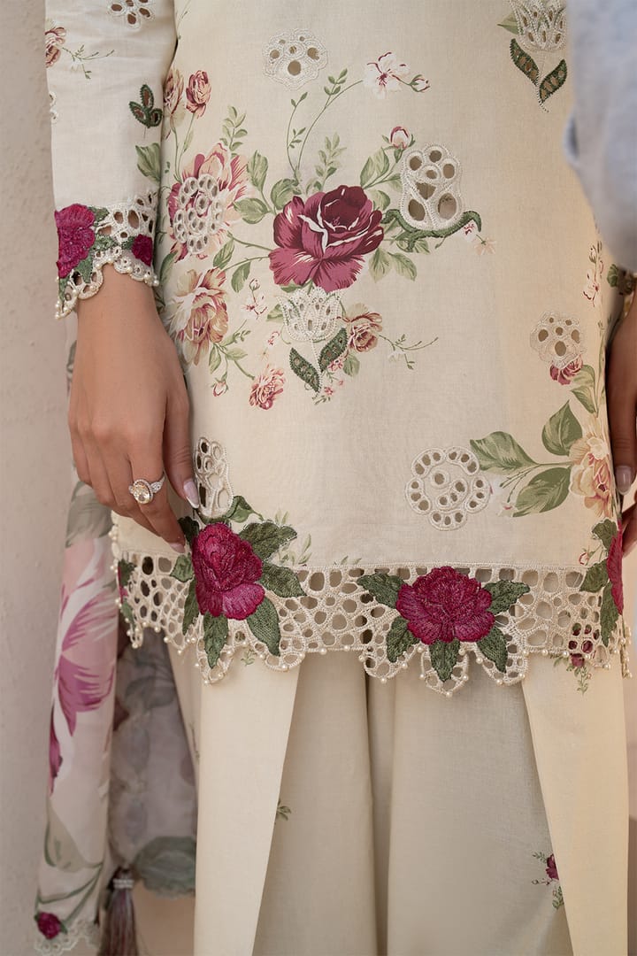 Royal Bloom – A Statement of Digital Elegance